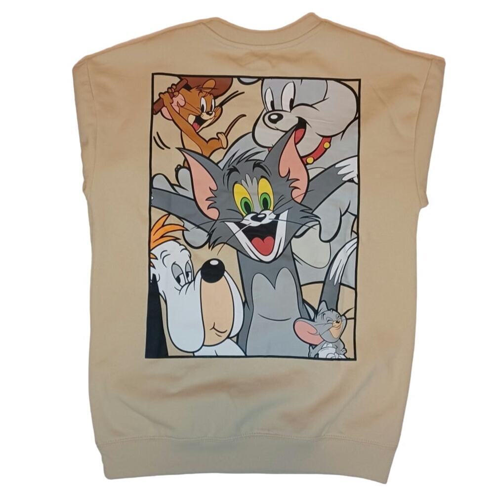 Tom And Jerry Crewneck Sweater sz: SMALL  NEW WITH NO TAGS